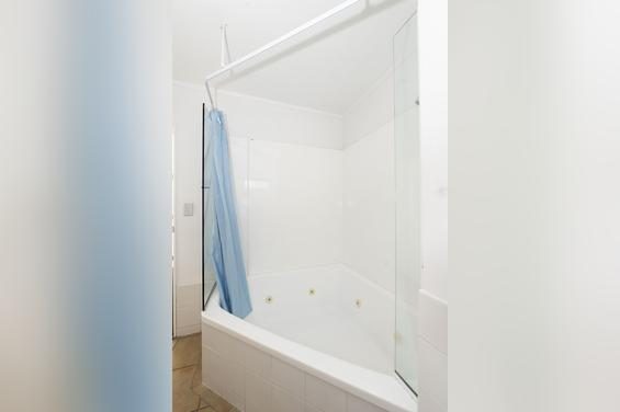 1-Bedroom Suite